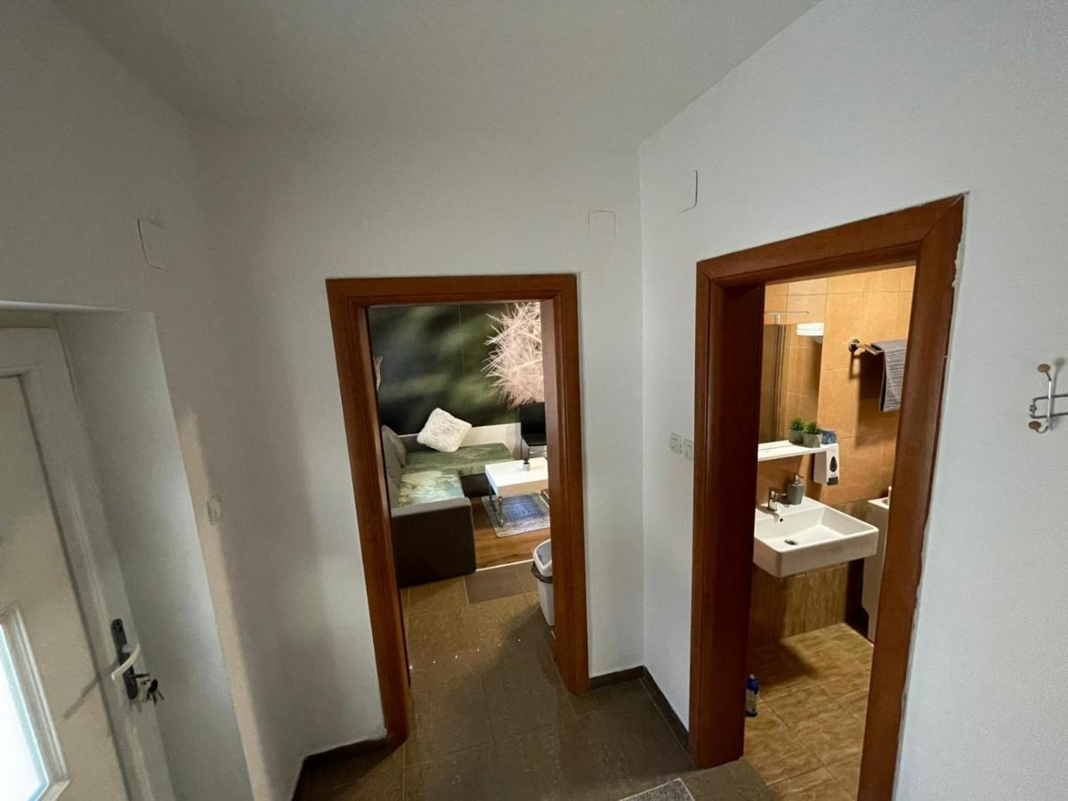 Cozy 1B Apartment Vera-Self Check In Zagabria Esterno foto