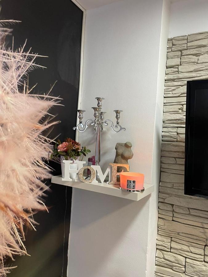 Cozy 1B Apartment Vera-Self Check In Zagabria Esterno foto