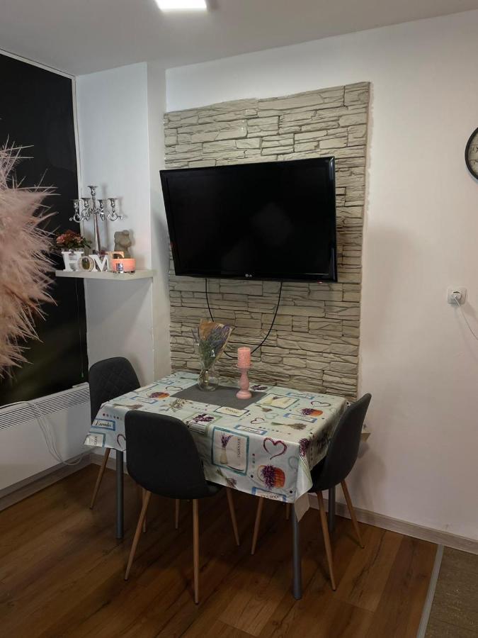 Cozy 1B Apartment Vera-Self Check In Zagabria Esterno foto