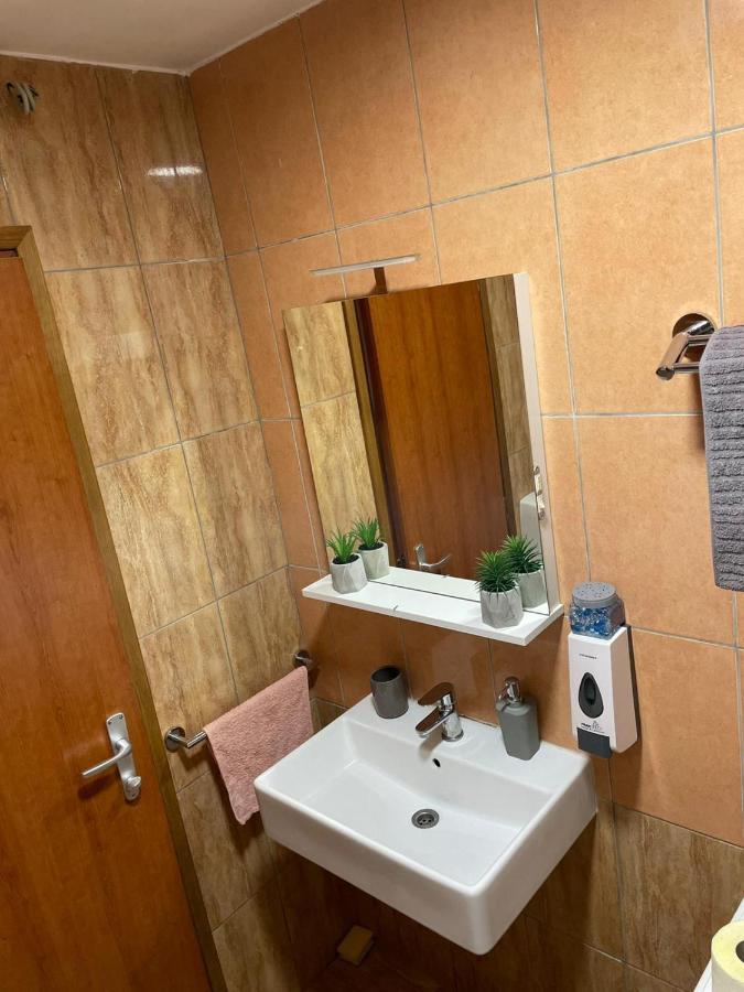 Cozy 1B Apartment Vera-Self Check In Zagabria Esterno foto